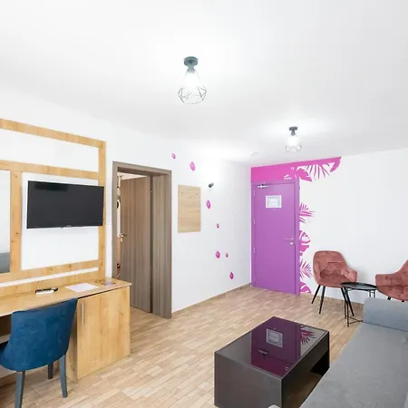 Ibis Styles Venus Hotel Exterior foto