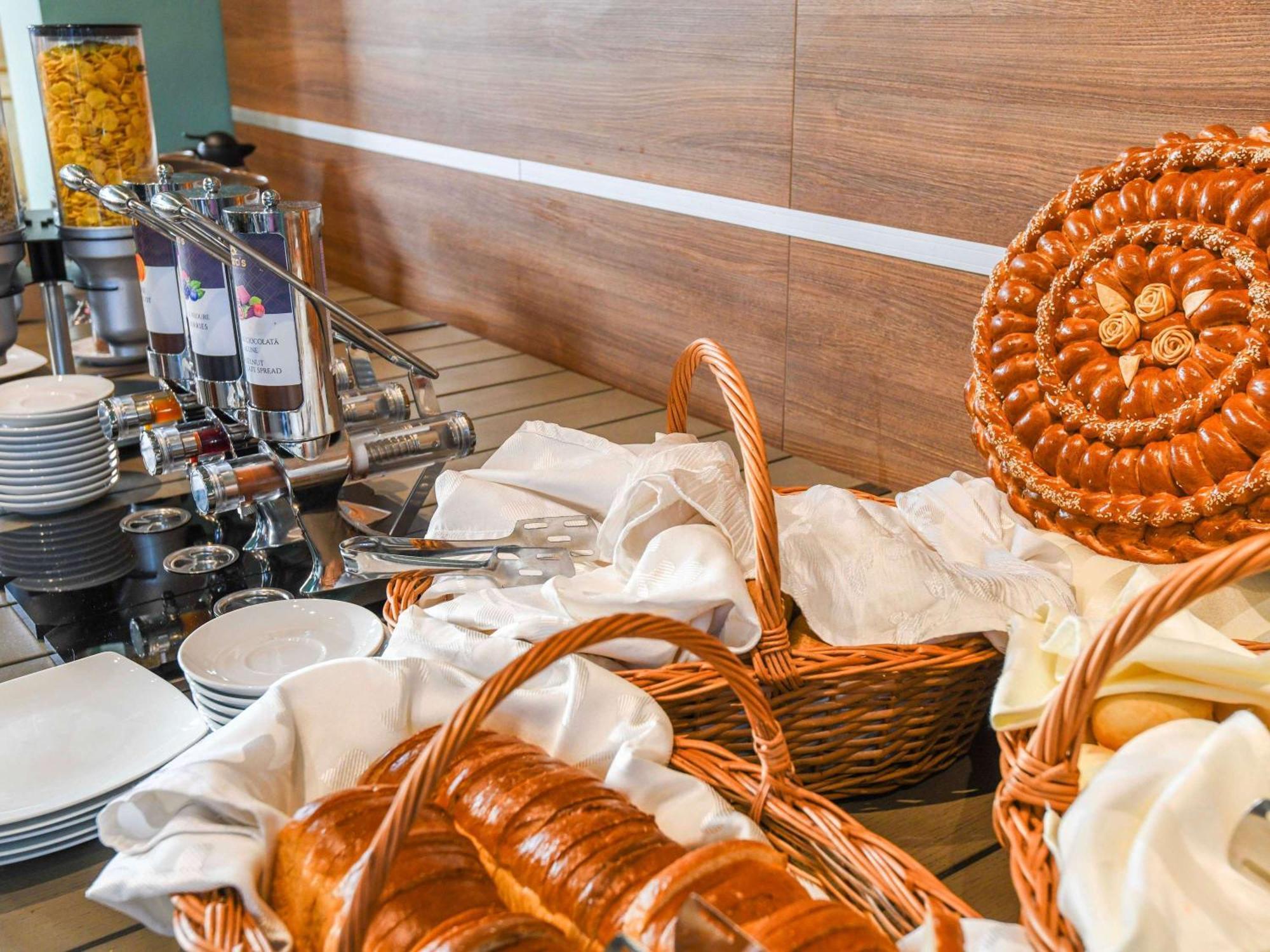 Ibis Styles Hotel 4*