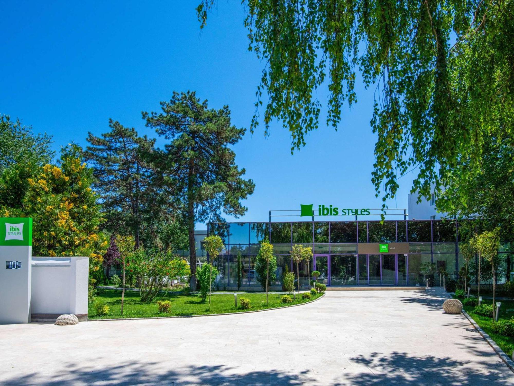 Ibis Styles 4*